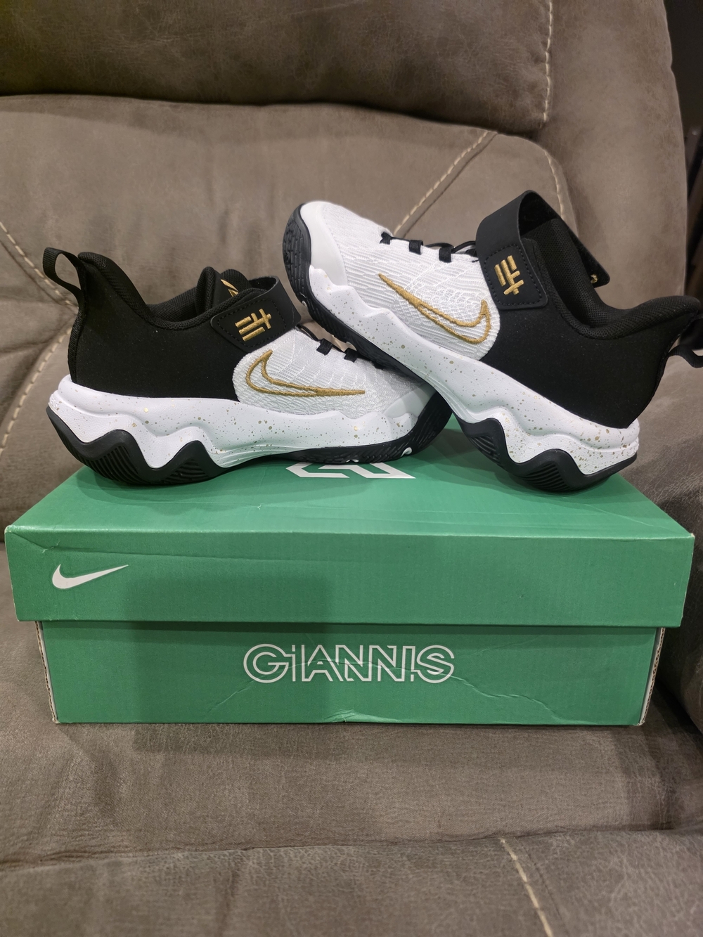Nike Kids' Black, White & Gold Basketball Sneakers